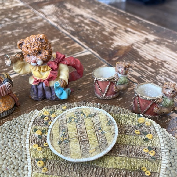 Decorative Whimsical Tea Set - Picture 4 of 5